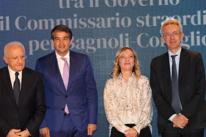 WhatsApp_Image_2024_07_15_at_15.45.13__2_ Meloni e Manfredi firmano il Protocollo d'intesa per Bagnoli-Coroglio