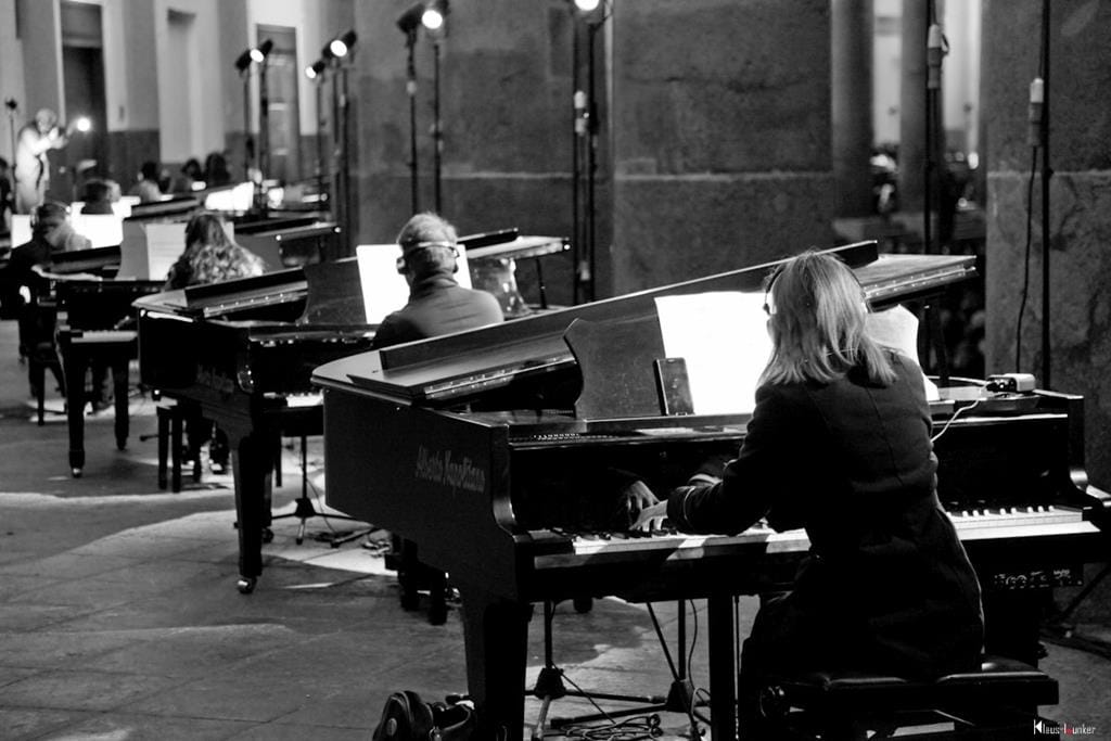 057-Copy Al via Piano City Napoli: inaugurazione all'Acacia con 'Otto pianoforti e teatro'. Prima di Marrone