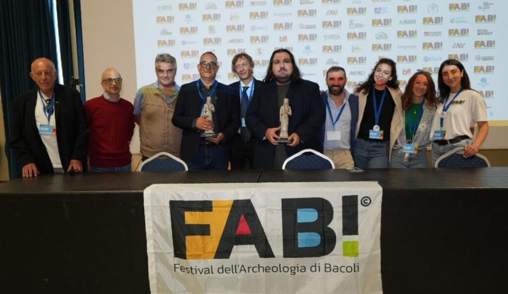 FAB-i-premiati-della-seconda-edizione-1024x594 Bacoli, in 2mila al FAB!: vincono i documentari 'Ostia fra Roma e il mondo' e 'Pret' A Mmare'
