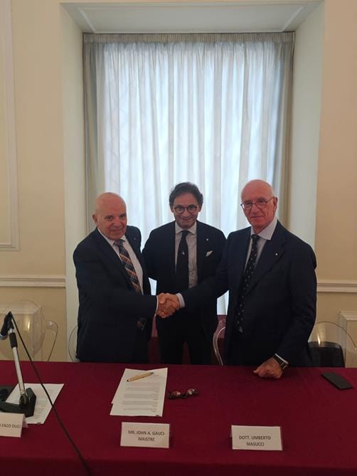 Firma-partnership-Italia-Malta-Copy Cooperazione, parola chiave della terza giornata della Naples Shipping Week
