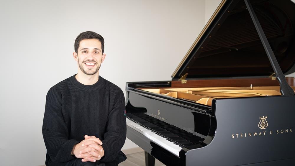 Francesco-Parrino-Foto-5-Credits-Francesco-De-Sole-Copy Piano City Napoli 2024: quattro giorni di concerti e oltre 300 pianisti per la decima edizione