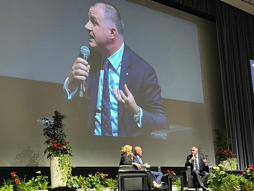 WhatsApp-Image-2024-09-23-at-15.14.12-1-Copy Cersaie 2024, Orsini (Confindustria): Il settore ceramico, eccellenza italiana, continua a crescere