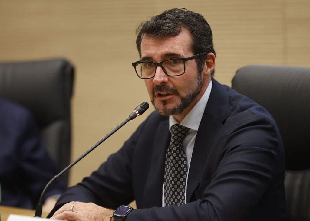 lorenzo-capobianco-1024x731 Napoli verso la sostenibilità: Carlos Moreno scommette sulla città dei 15 minuti