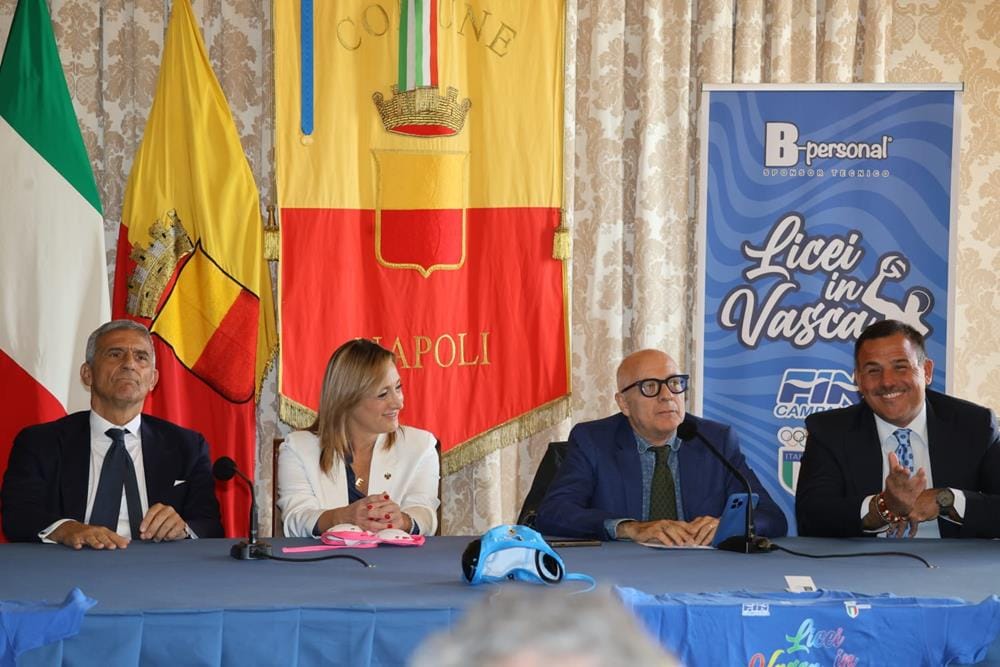 WhatsApp-Image-2024-11-11-at-15.11.41-Copy Napoli Capitale Europea dello Sport 2026: progetto 'Licei in vasca': sport contro la violenza